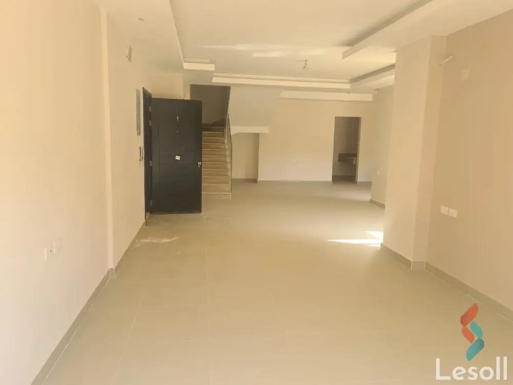 دوبلكس للبيع بمساحة 210 متر و 3 غرف في التجمع الخامس القاهرة