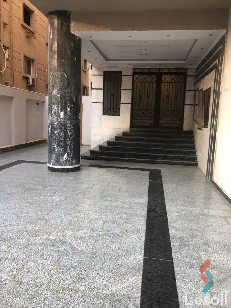 شقة للبيع بمساحة 215 متر و 3 غرف في التجمع الخامس القاهرة شقة للبيع بمساحة 215 متر و 3 غرف في التجمع الخامس القاهرة