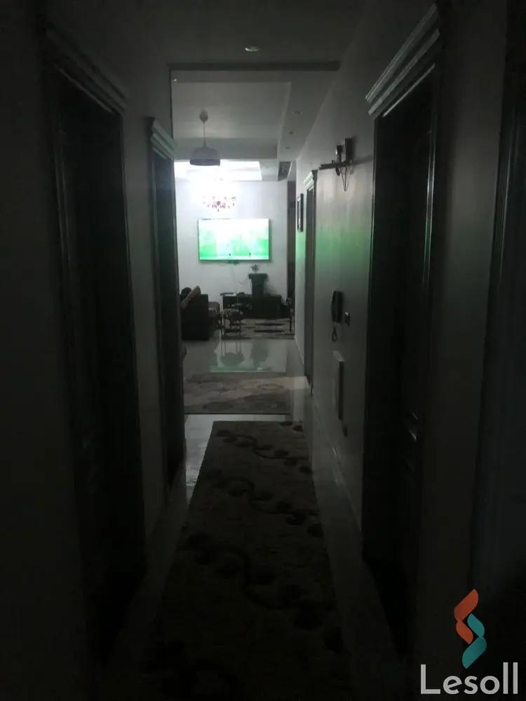 شقة للبيع بمساحة 215 متر و 3 غرف في التجمع الخامس القاهرة - صورة 4