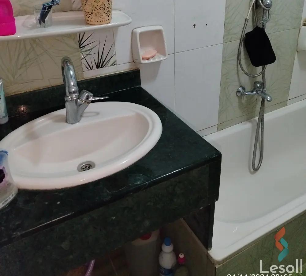 Apartment for sale with an data.area 167 meters and 3 data.rooms in Faisal Giza