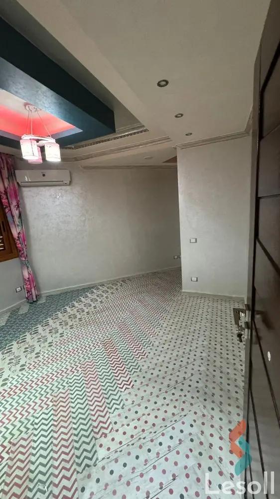 شقة للايجار الشهري بمساحة 235 متر و 3 غرف في التجمع الخامس القاهرة - صورة 4