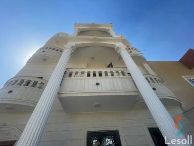 Villa for sale with an data.area 150 meters and 5 data.rooms in Hadayek October Giza