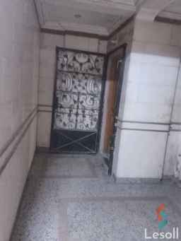 شقة دور أرضي للبيع بالدقي 80 متر