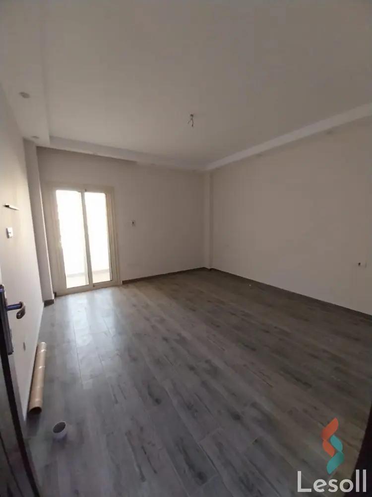 عمارة للبيع بمساحة 324 متر و 4 غرف في السادس من أكتوبر الجيزة - صورة 3