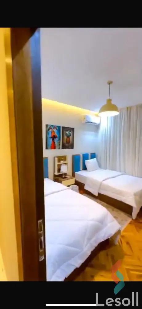 Apartment for sale with an data.area 200 meters and 3 data.rooms in Mohandessin Giza