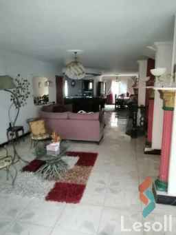 دوبلكس للبيع تشطيب سوبر لوكس وحدائق امامية وخلفية