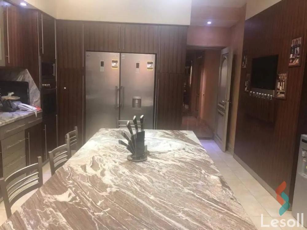 Villa for sale with an data.area 1,078 meters and 5 data.rooms in Cheikh Zayed Giza