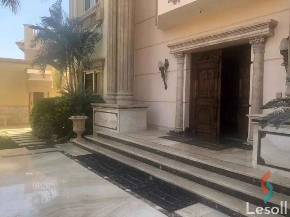 Villa for sale with an data.area 1,078 meters and 5 data.rooms in Cheikh Zayed Giza