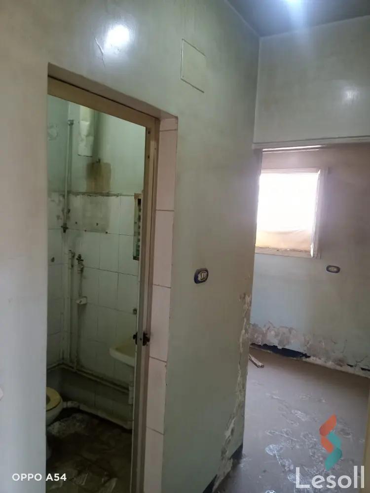 Apartment for sale with an data.area 80 meters and 4 data.rooms in Zawya al-Hamra Cairo