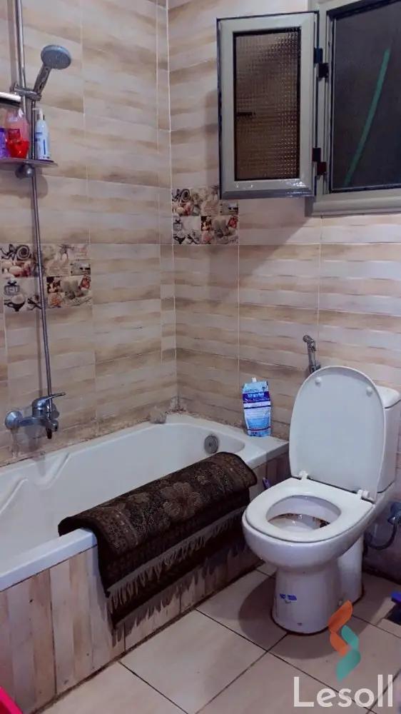 شقة للبيع بمساحة 135 متر و 3 غرف في فيصل الجيزة - صورة 2