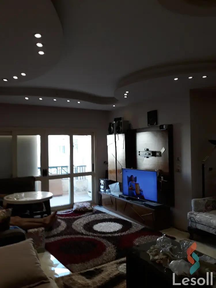 Apartment for sale with an data.area 186 meters and 3 data.rooms in Cheikh Zayed Giza - Image 4