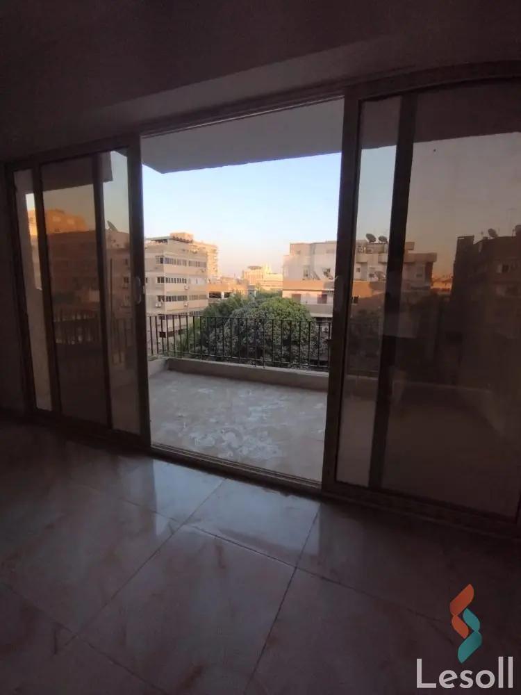 Apartment for sale with an data.area 225 meters and 3 data.rooms in Giza Giza