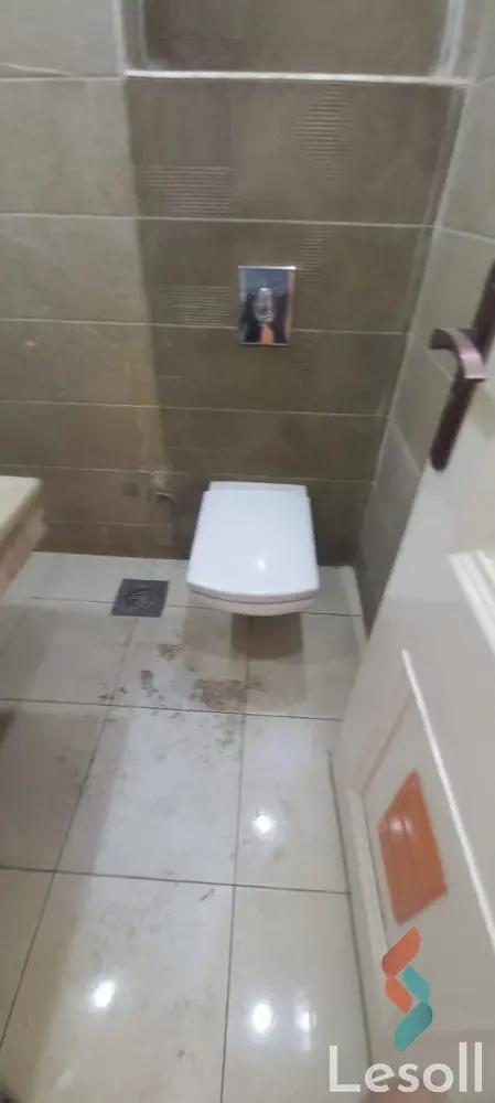 Restaurant for yearly rent with an data.area of 262 meters in Banha Qaliubiya