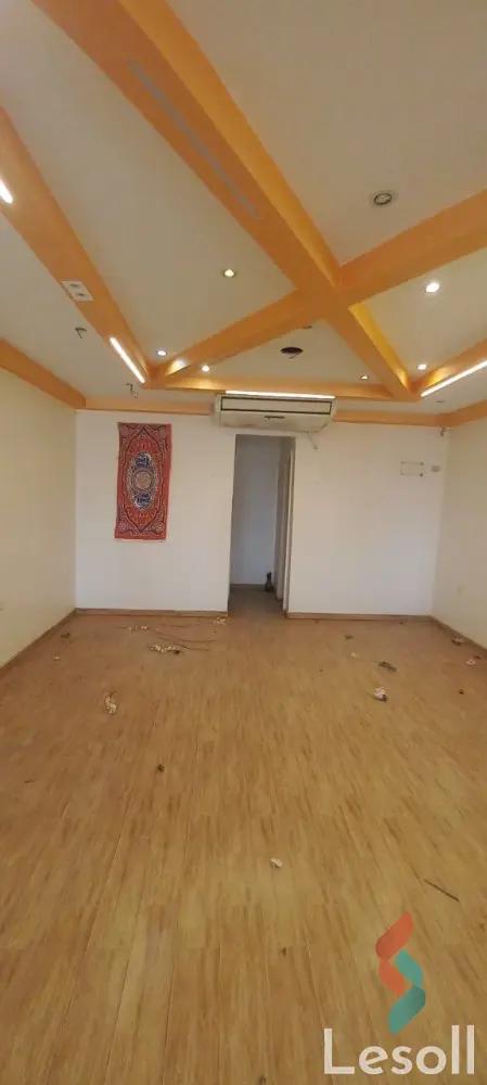 Restaurant for yearly rent with an data.area of 262 meters in Banha Qaliubiya