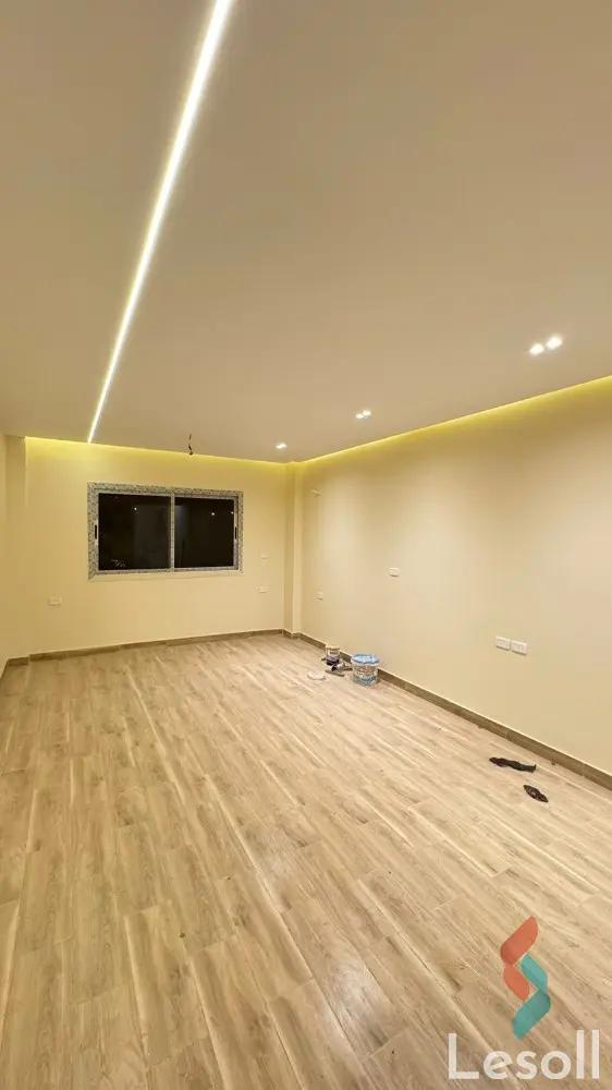 شقة للبيع بمساحة 85 متر و غرفتان في حدائق اكتوبر الجيزة - كل الصور