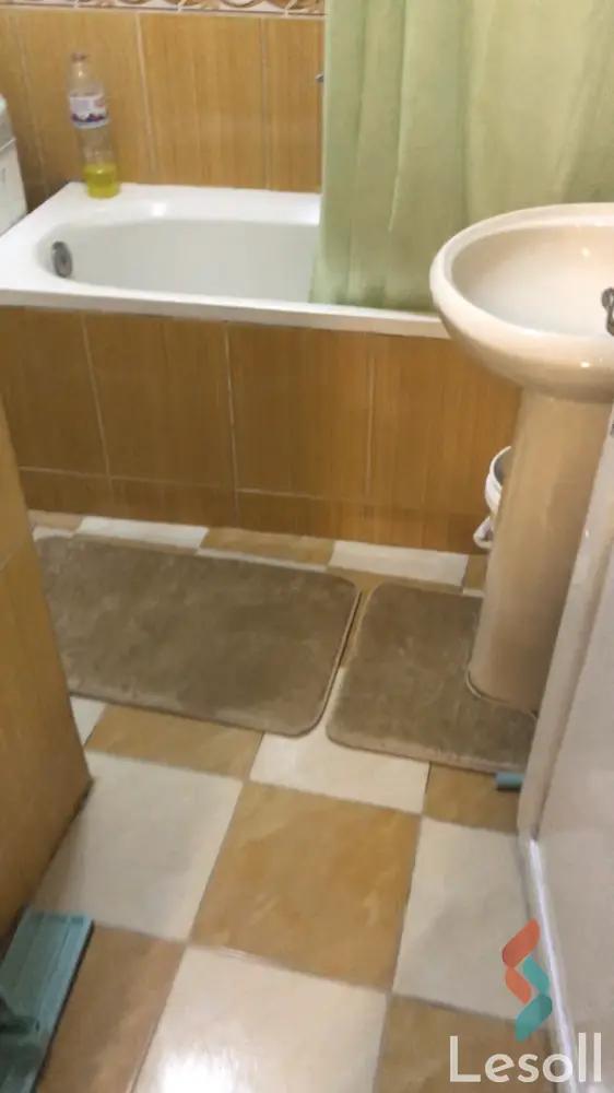 Building for sale with an data.area 70 meters and 2 room in Al Mandara Alexandria - Image 4