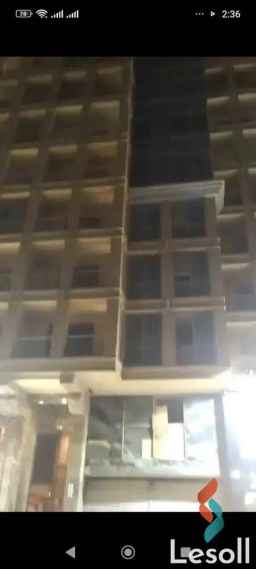 شقتين نصف تشطيب للبيع في شارع جامعه الدول العربية رئيسي