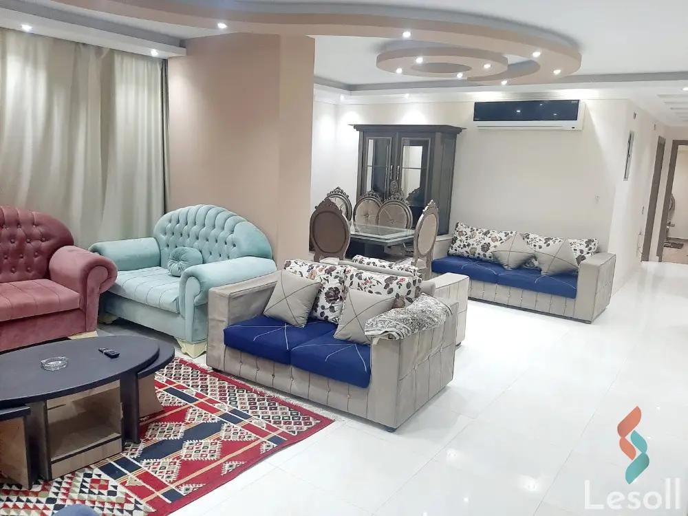 شقة للايجار اليومي بمساحة 210 متر و 3 غرف في المهندسين الجيزة - صورة 3