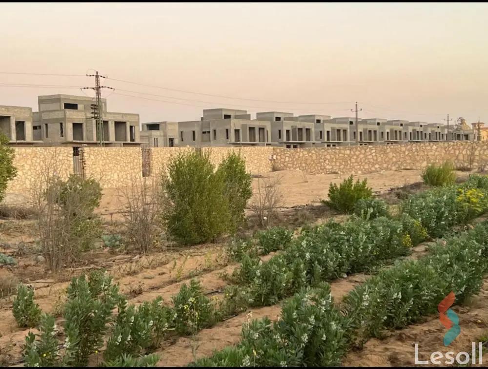 Land building for sale with an area of 42000 meters in Cheikh Zayed Giza