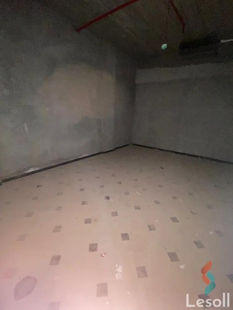 Retail for sale with an area of 28 meters in Assiut El Gednumbera Assiut - All Images