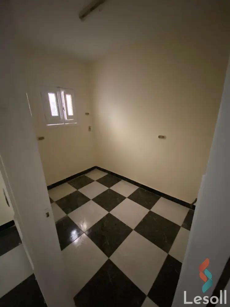 Apartment for monthly rent with an data.area 200 meters and 4 rooms in Haram Giza