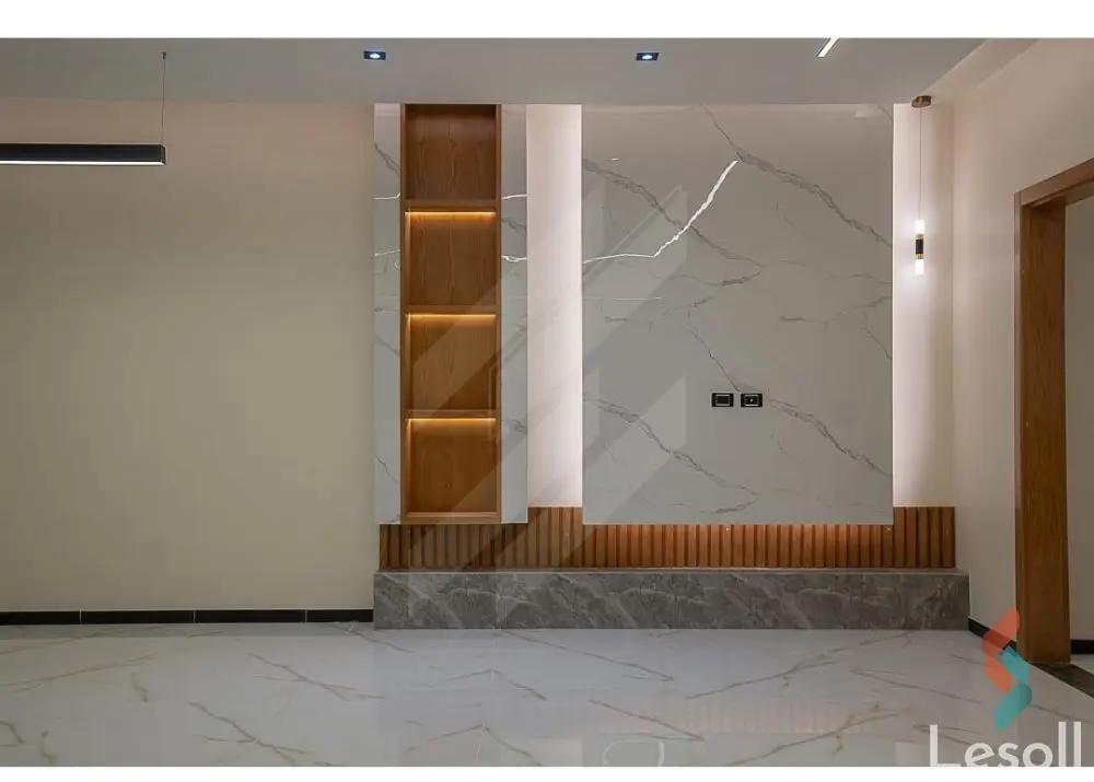 Apartment with garden for sale with an data.area 225 meters and 4 data.rooms in Shorouk Cairo