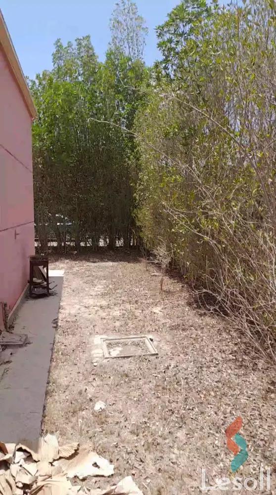 Villa for sale with an data.area 566 meters and 3 data.rooms in Sixth of October Giza