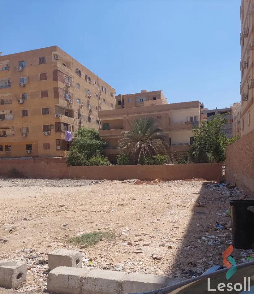 Land building for sale with an area of 185 meters in Hadayek Alahram Giza