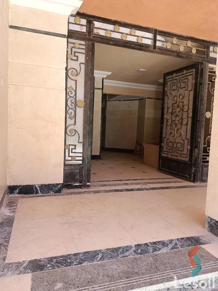 شقة للبيع بمساحة 150 متر و 3 غرف في التجمع الخامس القاهرة - كل الصور