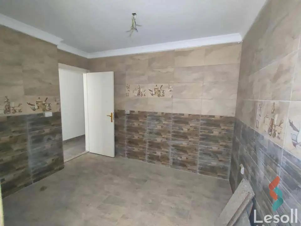 شقة للبيع بمساحة 165 متر و غرفتان في جليم الاسكندرية - صورة 3