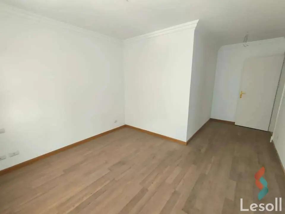 شقة للبيع بمساحة 165 متر و غرفتان في جليم الاسكندرية - صورة 2