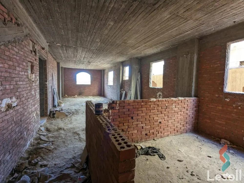Building for sale with an data.area 698 meters and 3 data.rooms in October 6 Giza - Image 4