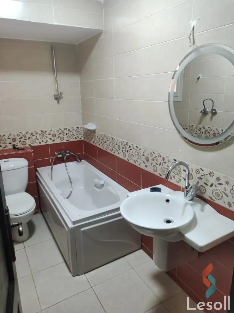 Duplex for sale with an data.area 375 meters and 3 data.rooms in Mokattam Cairo