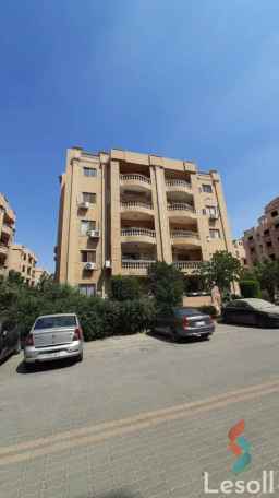 الشقه 135 متر 3 غرف ريسبشن في كمبوند الاشرفيه خلف الوتر واى