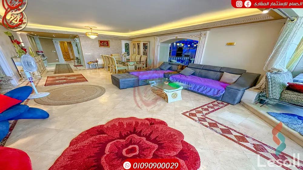 Apartment for sale with an data.area 215 meters and 3 data.rooms in Al Mandara Alexandria