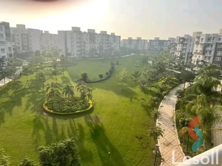 Apartment with garden for sale with an data.area 136 meters and 3 data.rooms in New Cairo Cairo - Image 2