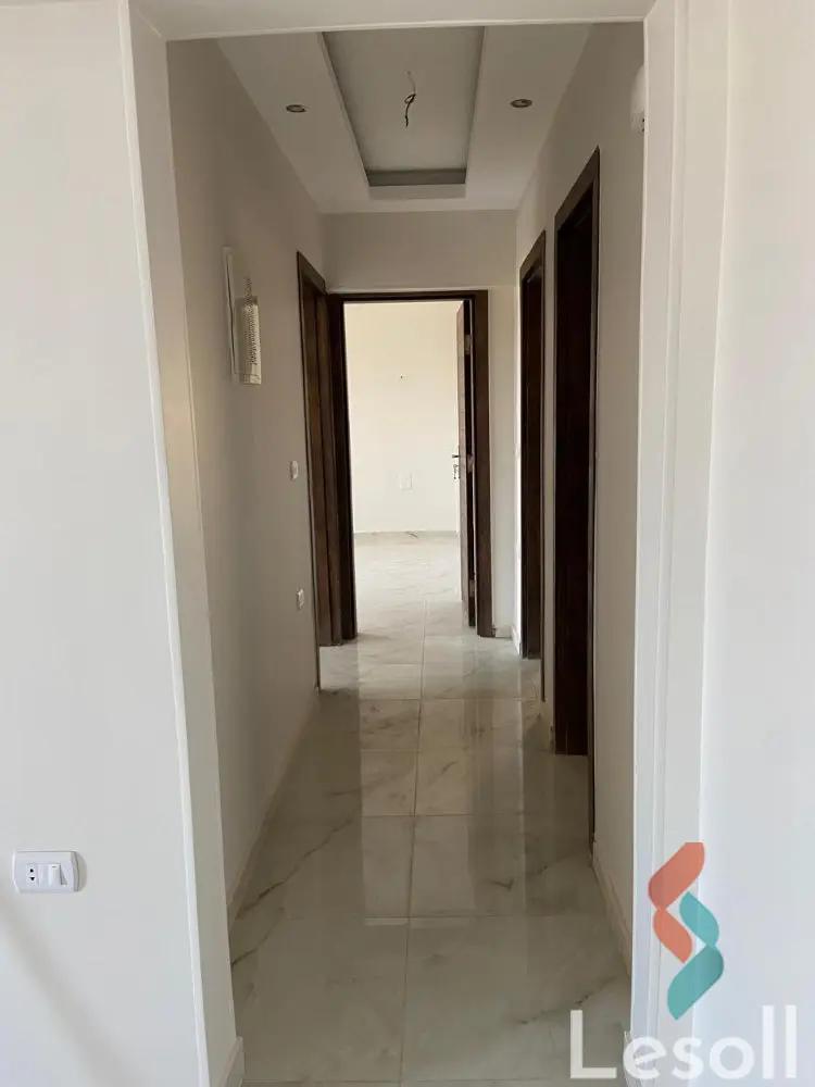 Apartment for monthly rent with an data.area 172 meters and 3 rooms in Cheikh Zayed Giza - Image 3