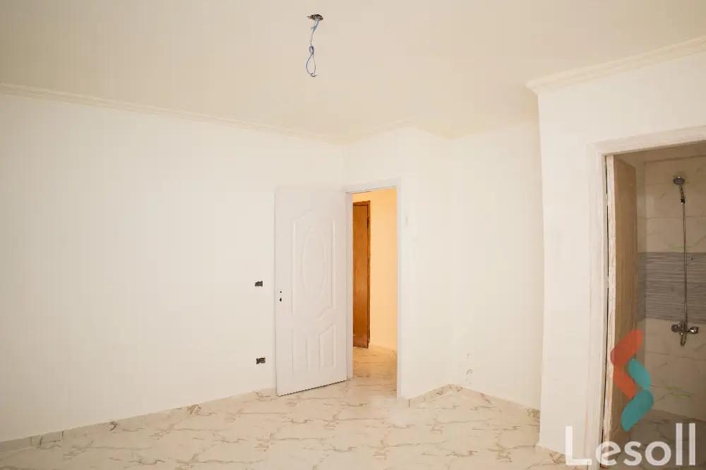 شقة للبيع بمساحة 65 متر و غرفتان في الساحل الشمالي الاسكندرية - صورة 3