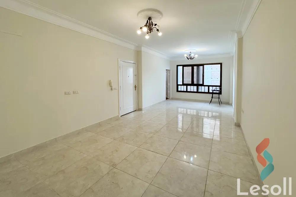 Apartment for sale with an data.area 150 meters and 3 data.rooms in Stanley Alexandria