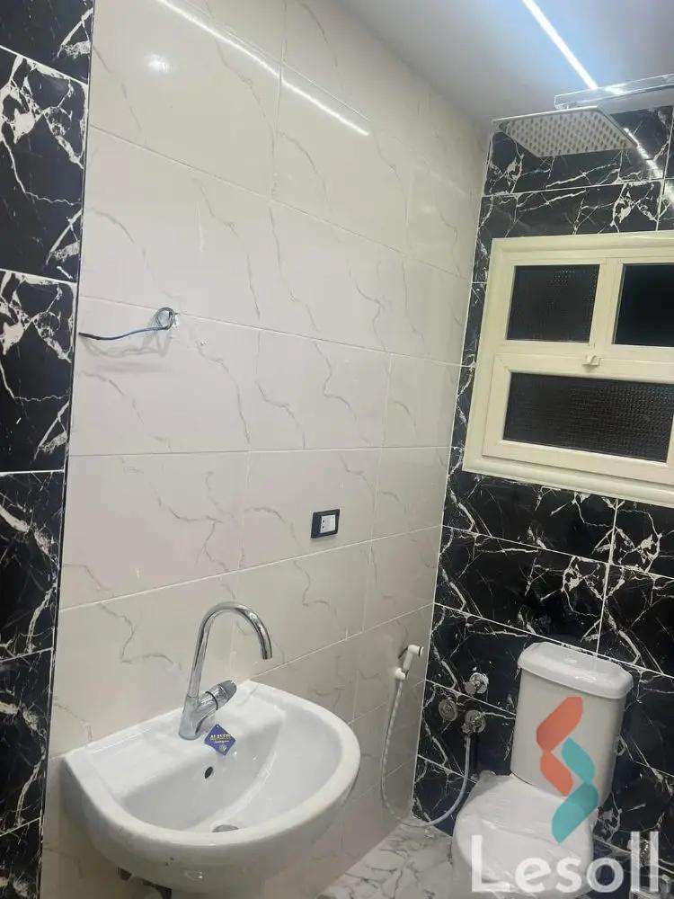 شقة للبيع بمساحة 150 متر و 3 غرف في فيصل الجيزة - صورة 3