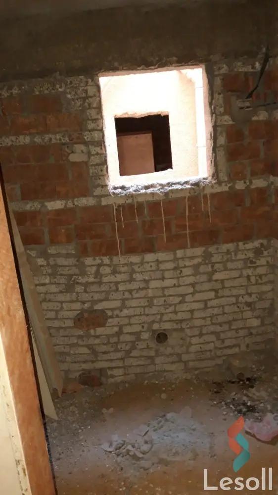 Apartment for sale with an data.area 80 meters and 2 room in October 6 Giza - Image 2