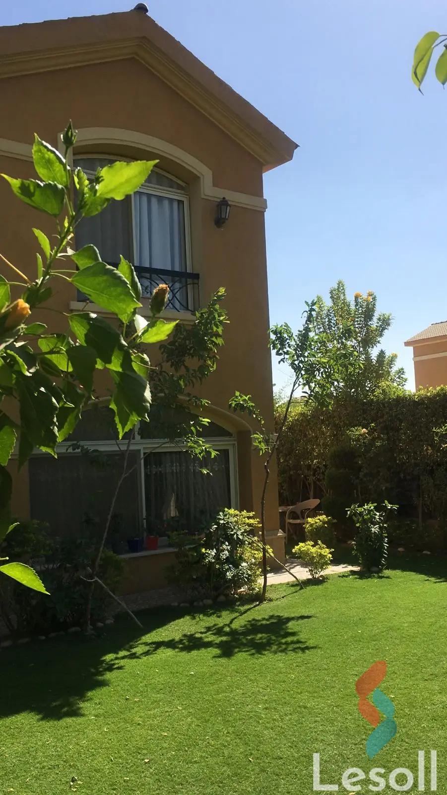 Townhouse for sale with an area 350 meters and 5 rooms in Rehab Cairo - All Images