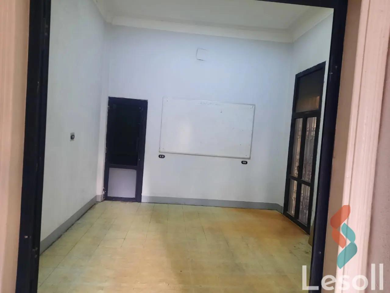 Apartment with garden for sale with an area 202 meters and 5 rooms in Heliopolis Cairo