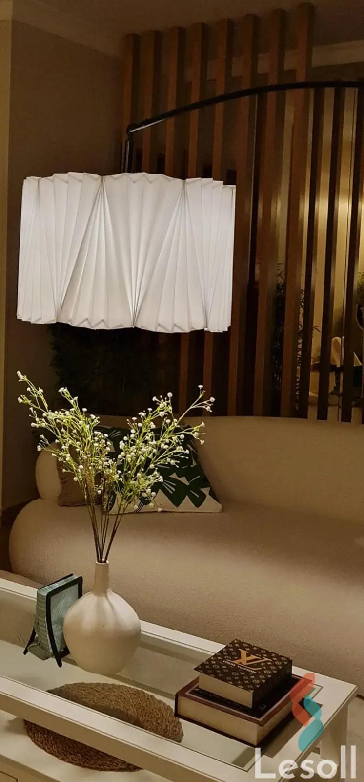 شقة بحديقة للبيع بمساحة 177 متر و 4 غرف في حدائق الأهرام الجيزة