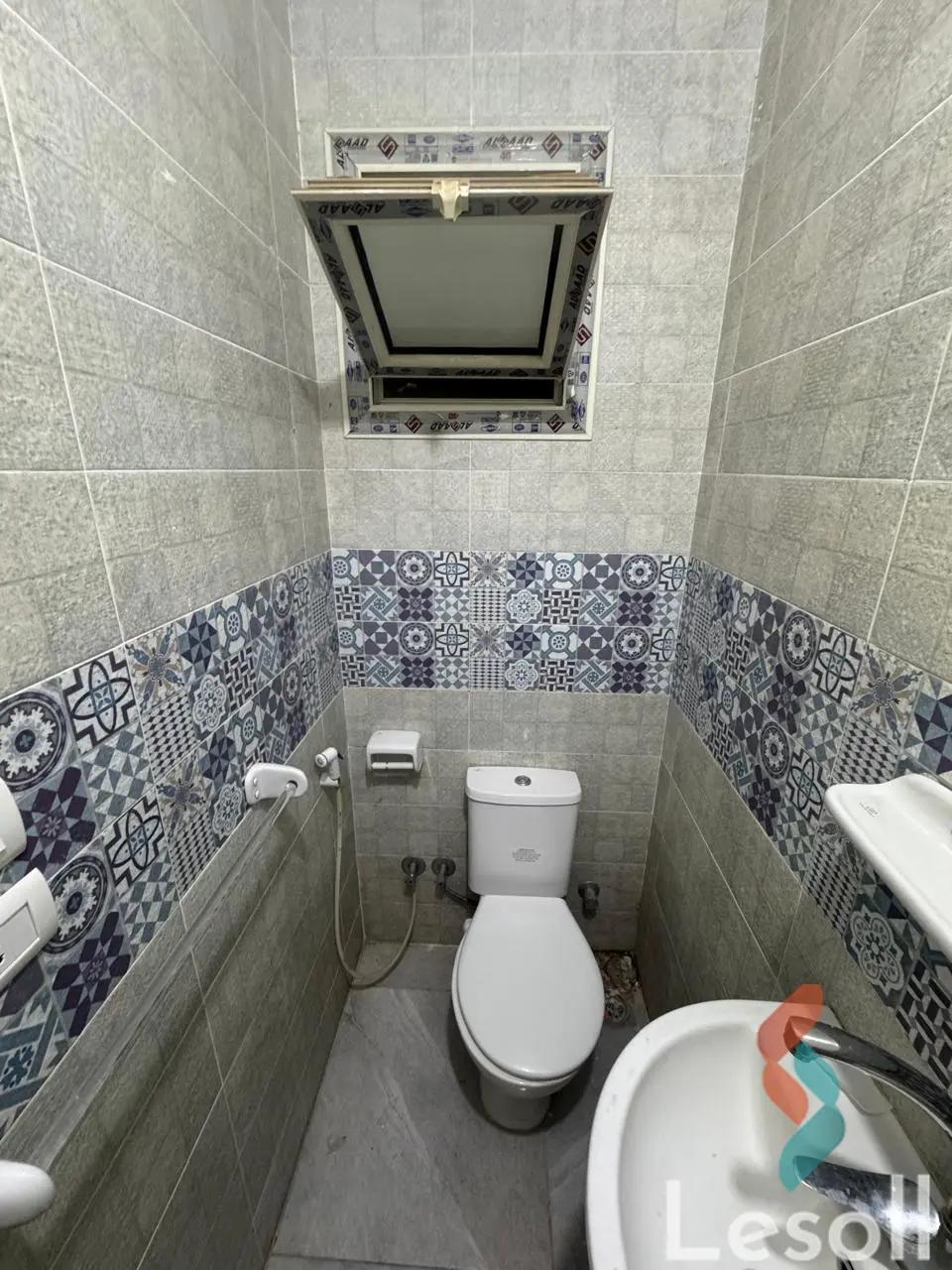 Apartment for yearly rent with an area 190 meters and 3 rooms in Nasr City Cairo - Image 4