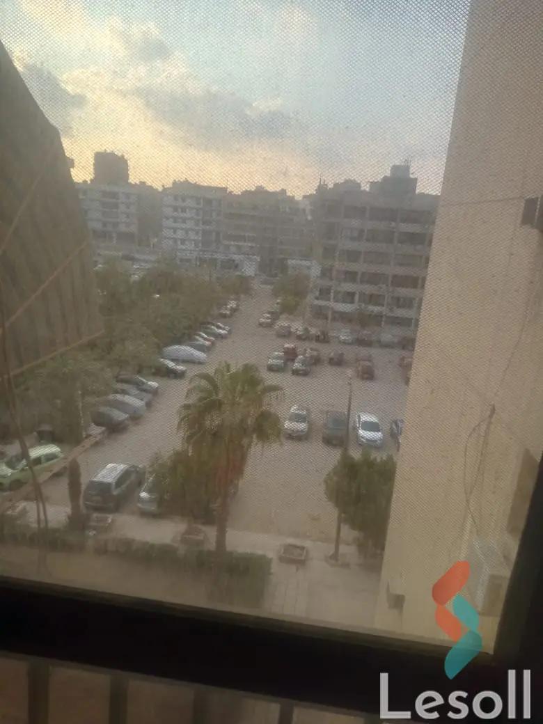 Apartment for monthly rent with an area 150 meters and 3 rooms in Nasr City Cairo - Image 2