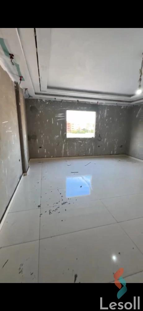 Apartment for sale with an area 270 meters and 4 rooms in October 6 Giza