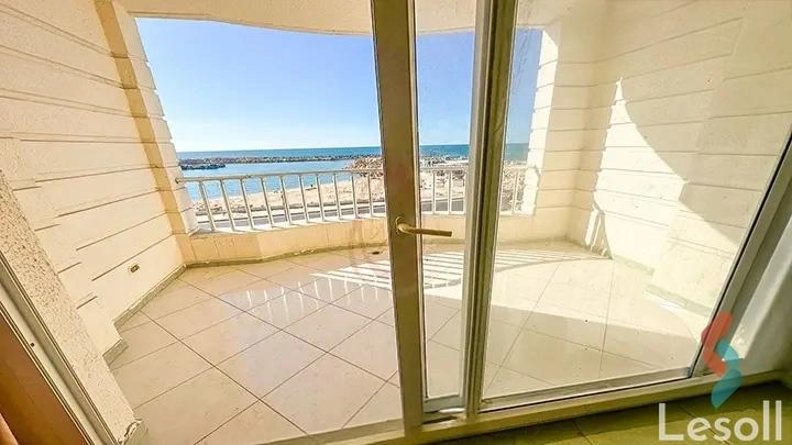 Apartment for sale with an area 150 meters and 3 rooms in Snumberi Bishr Alexandria