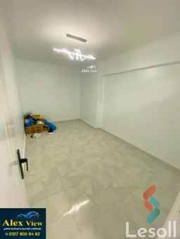 للبيع شقه مرخصه الترا لوكس في سيدي بشر بحري