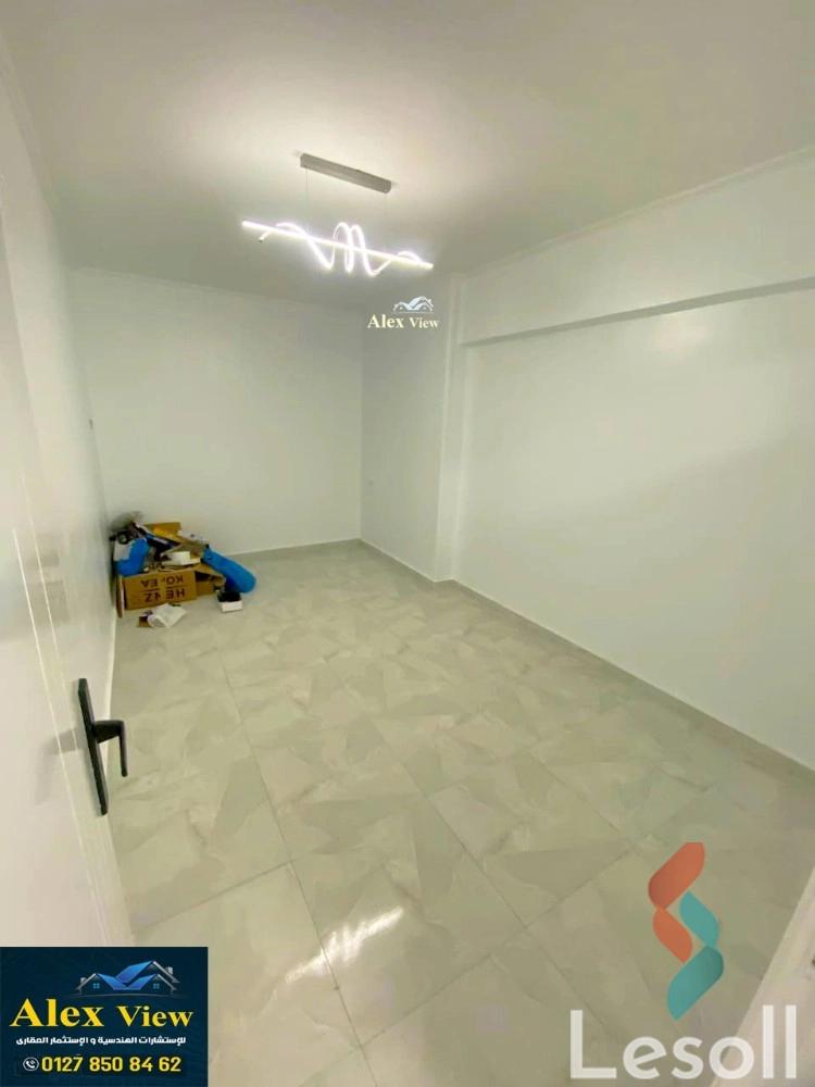 Apartment for sale with an area 80 meters and 2 room in Snumberi Bishr Alexandria